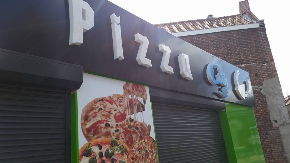 Gevelletters in Houthulst | Duurzame letters voor het bosgebied