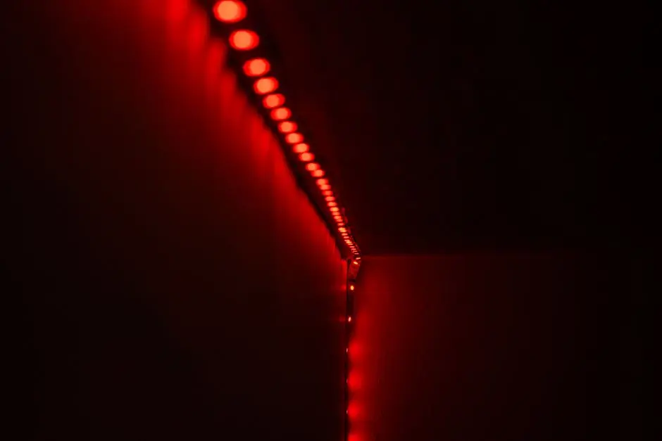 uniform illumination led strip placement
